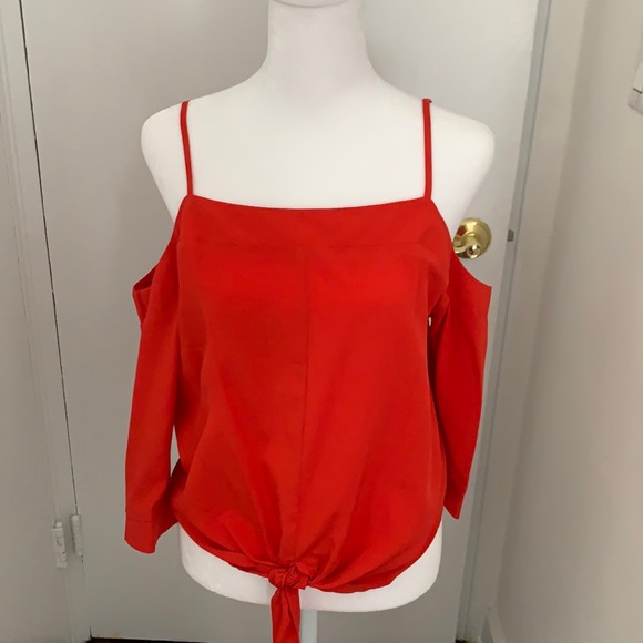 Paper Crane Tops - Red shirt with off the shoulder sleeves